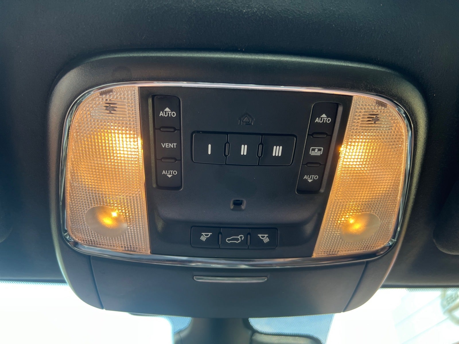 2018 Jeep Grand Cherokee Summit