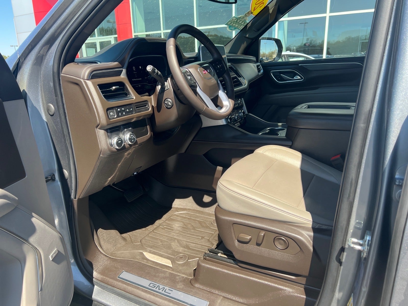 2022 GMC Yukon XL SLT