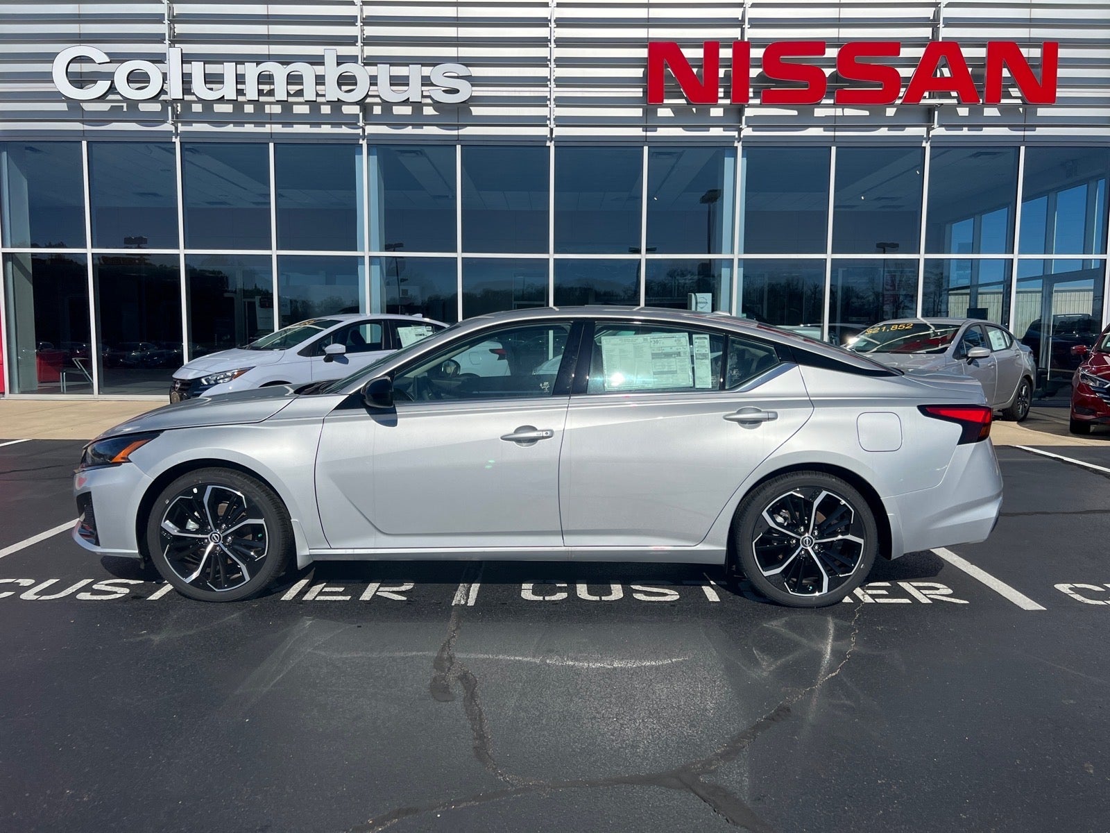 2025 Nissan Altima 2.5 SR