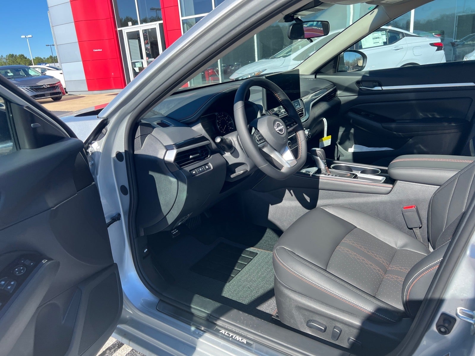 2025 Nissan Altima 2.5 SR