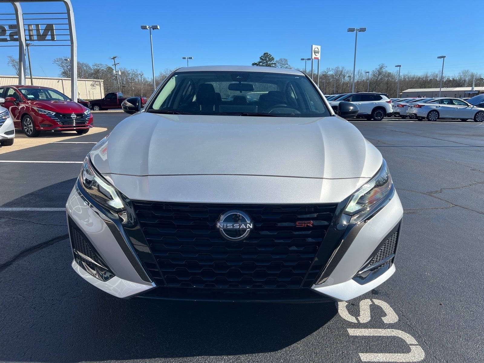 2025 Nissan Altima 2.5 SR