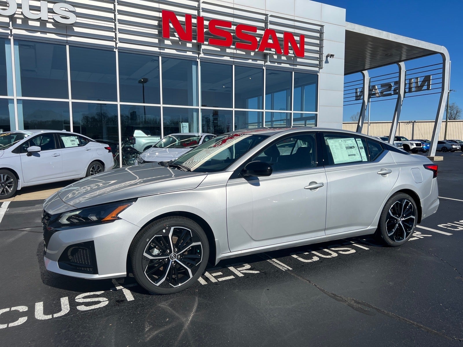 2025 Nissan Altima 2.5 SR