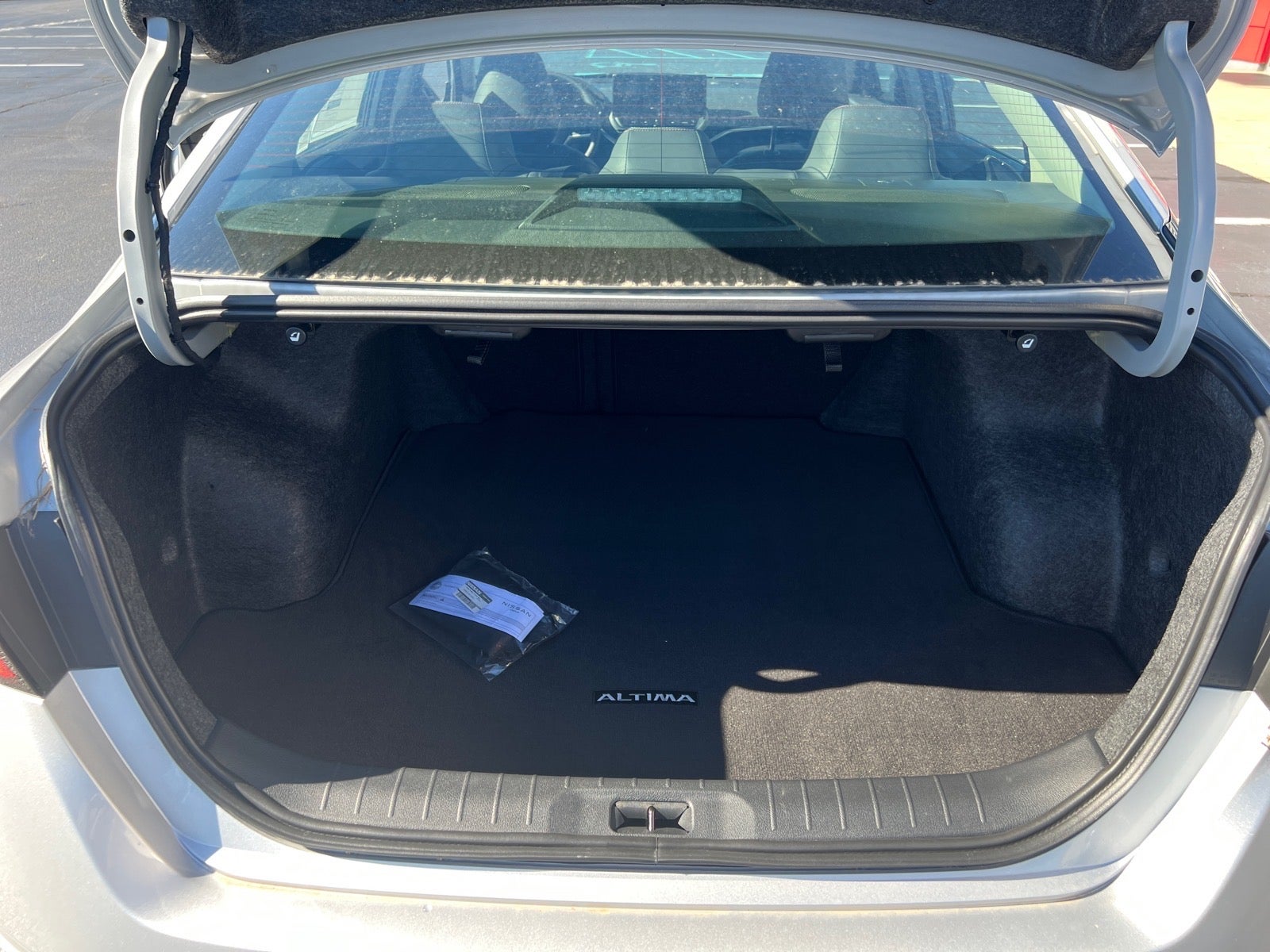 2025 Nissan Altima 2.5 SR