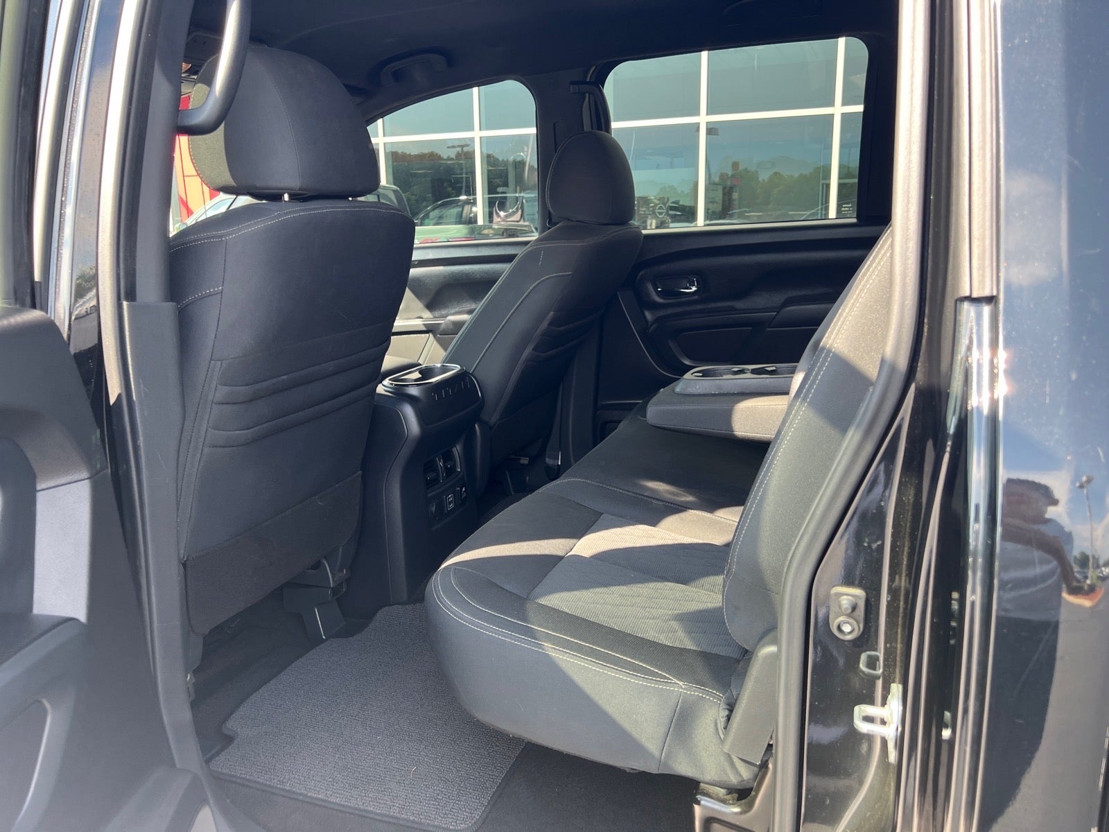 2019 Nissan Titan SV