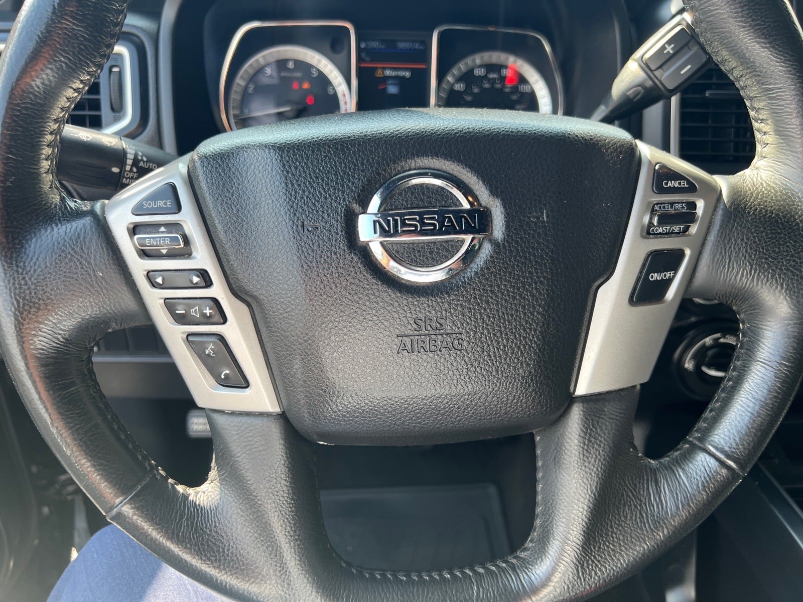 2019 Nissan Titan SV