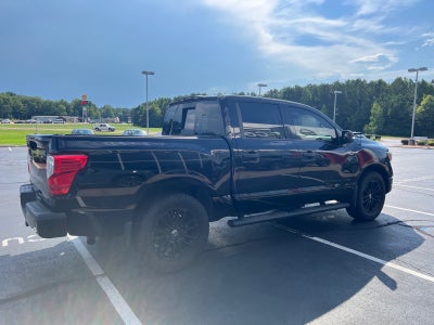 2019 Nissan Titan SV