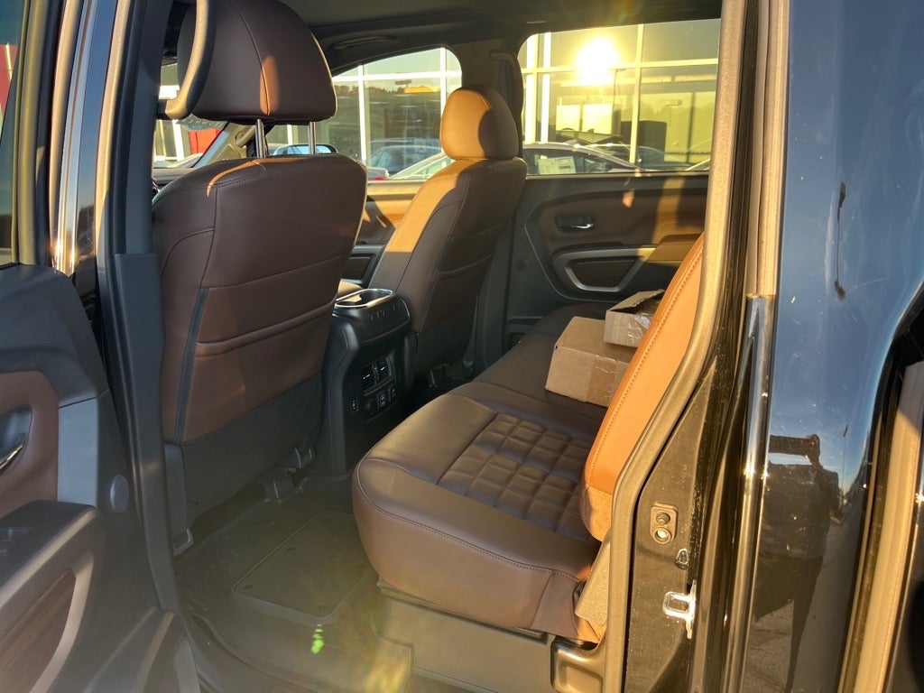 2023 Nissan Titan Platinum Reserve