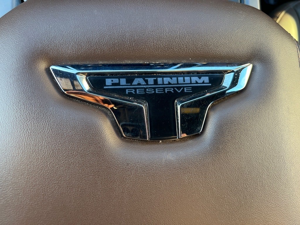 2023 Nissan Titan Platinum Reserve