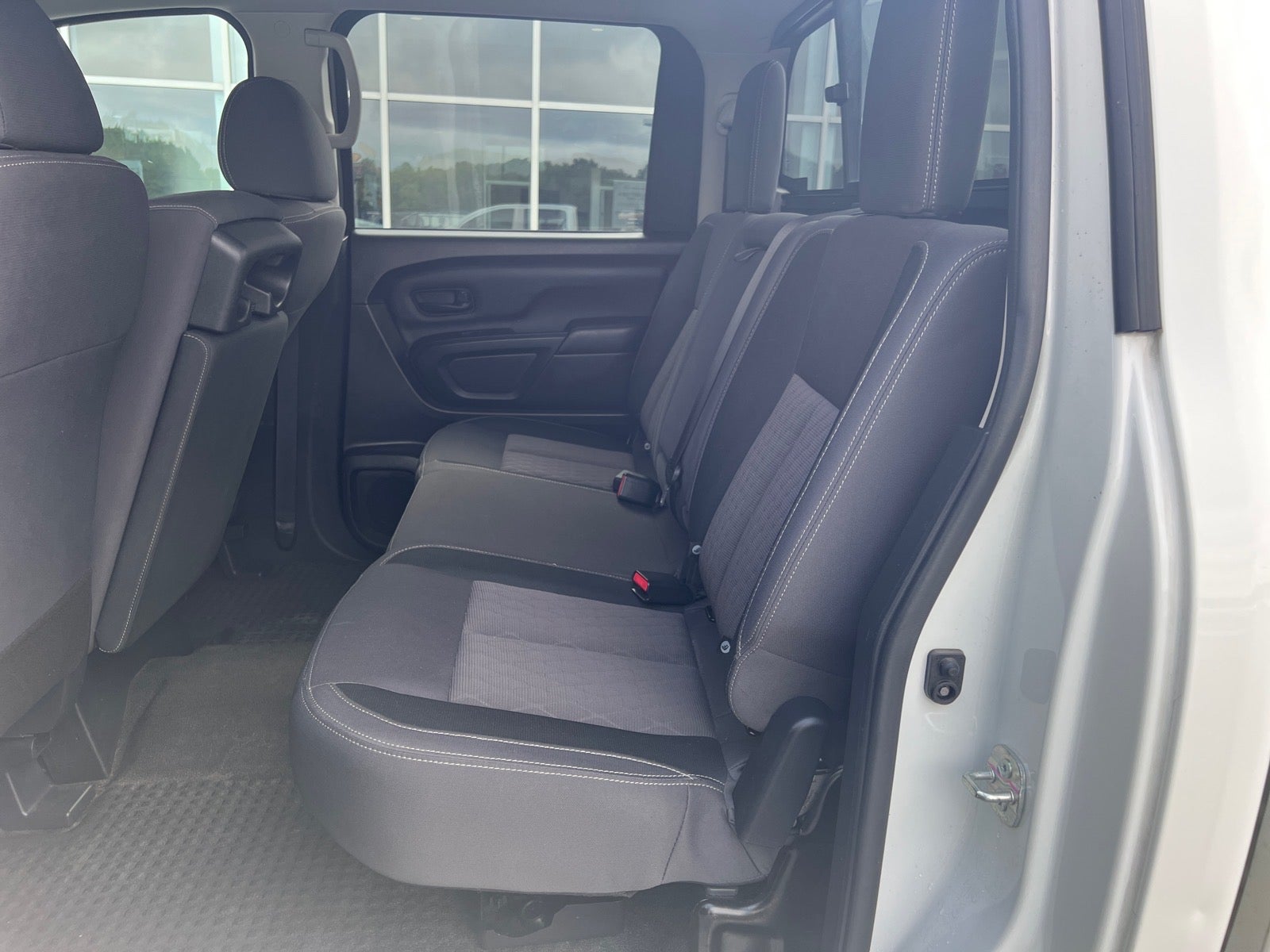2022 Nissan Titan S