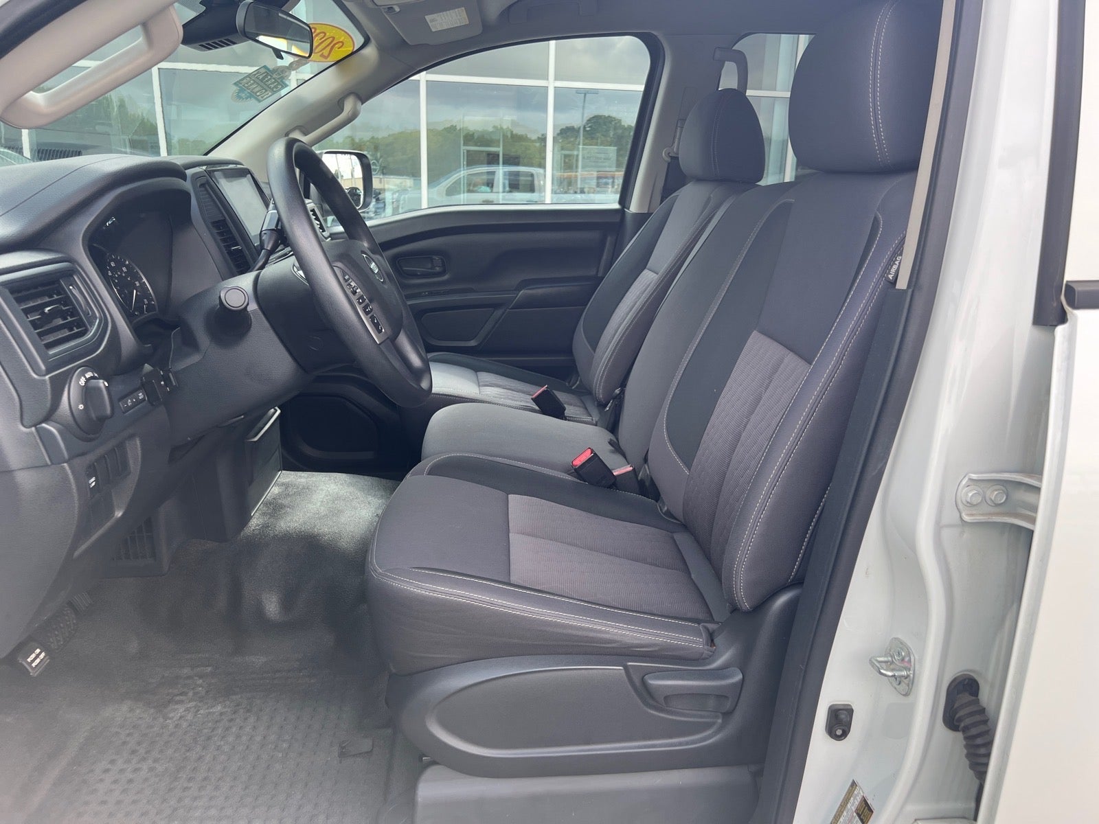 2022 Nissan Titan S