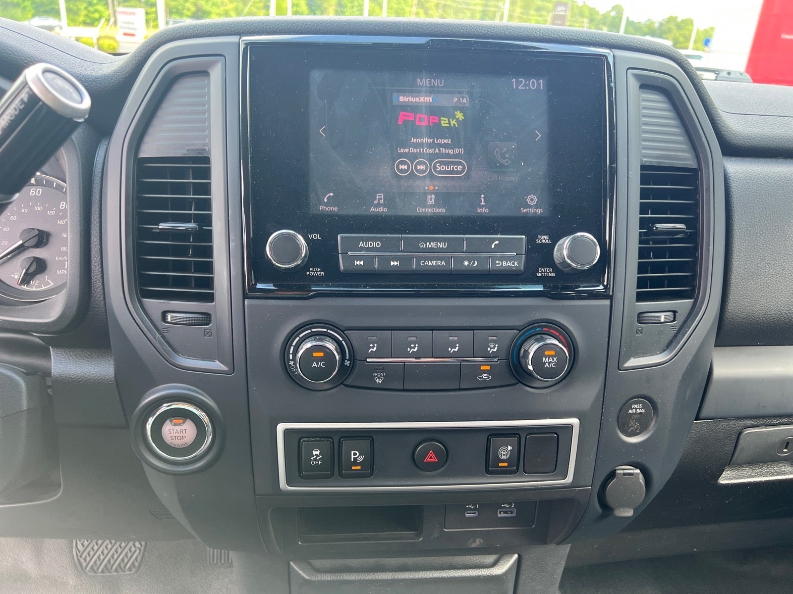 2022 Nissan Titan S
