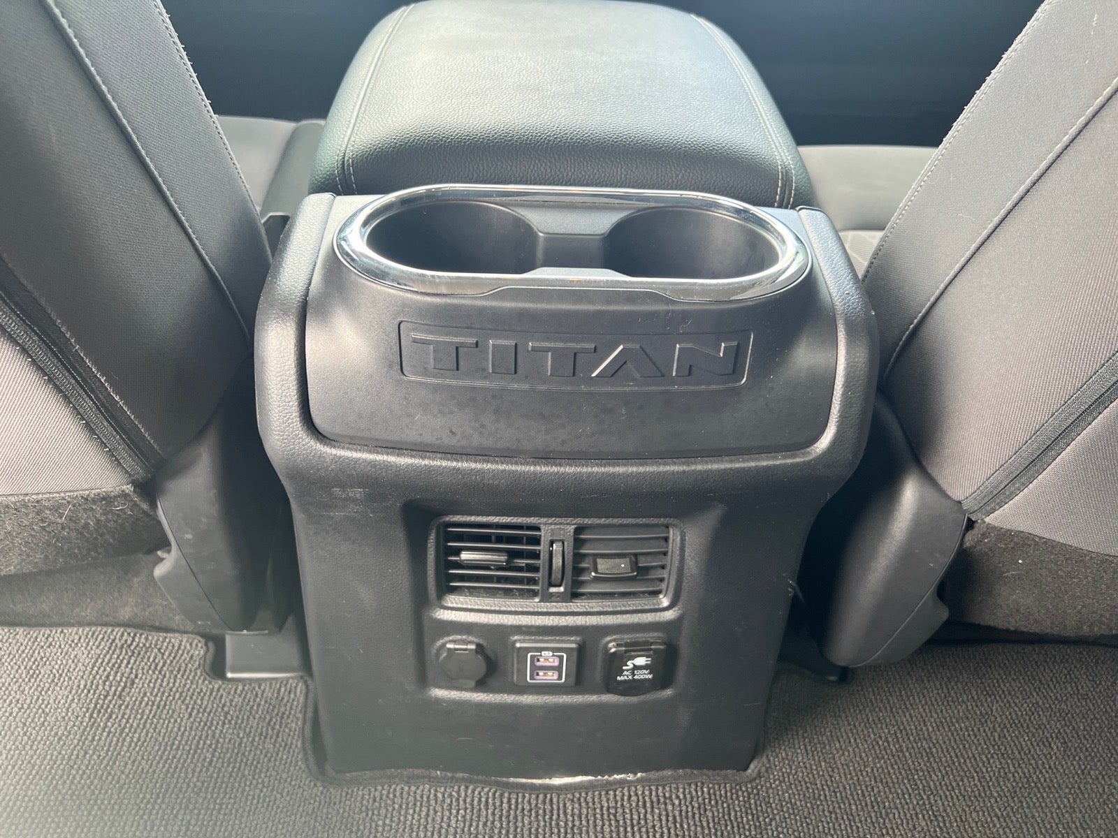 2024 Nissan Titan XD SV