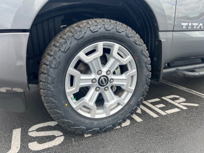 2024 Nissan Titan XD SV