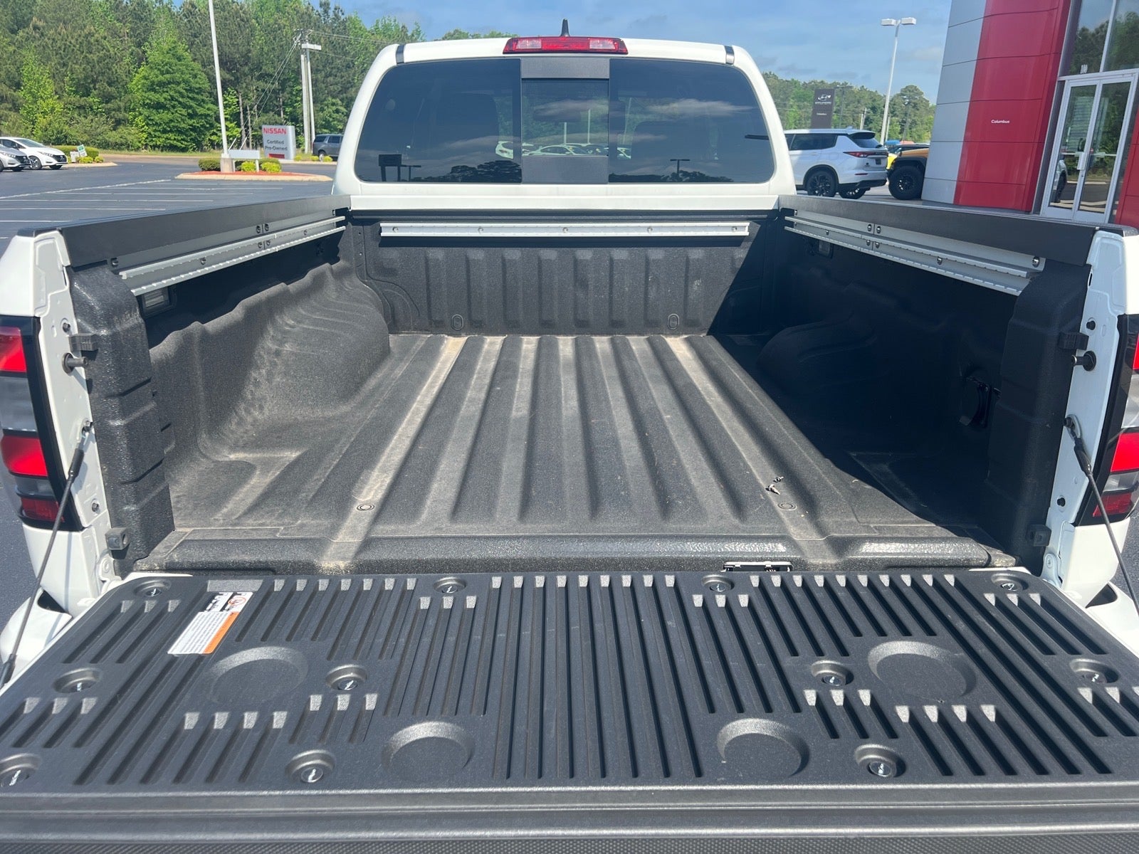 2024 Nissan Frontier SV