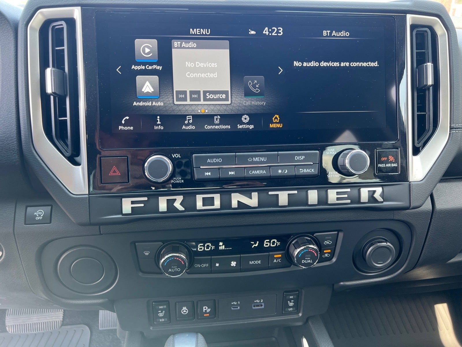 2026 Nissan Frontier SV