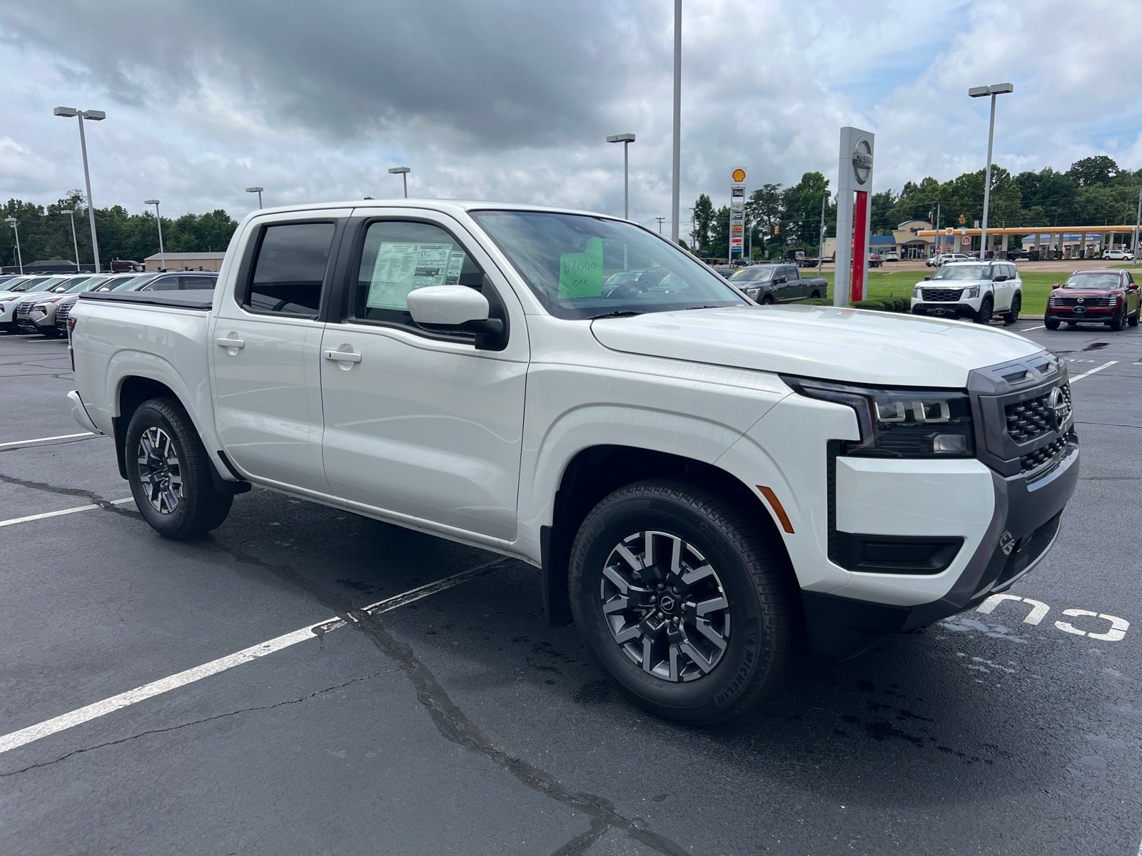 2026 Nissan Frontier SV