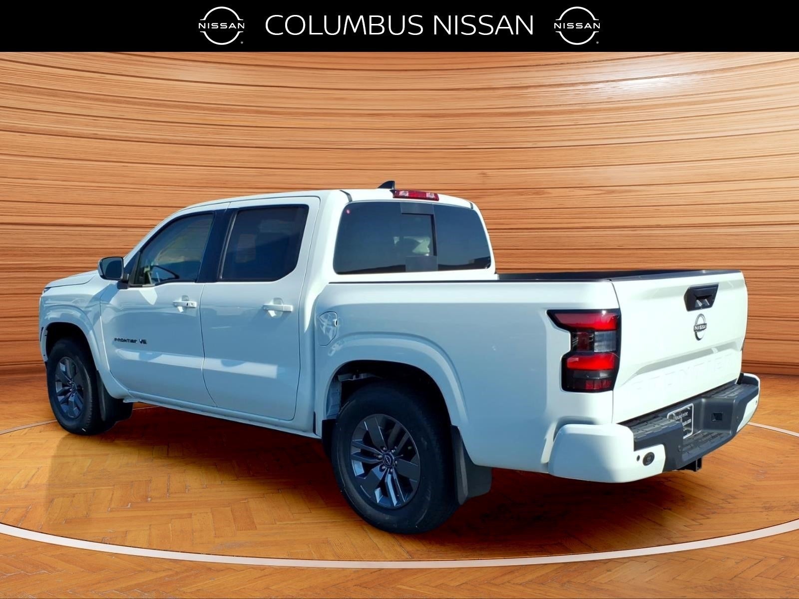 2027 Nissan Frontier SV