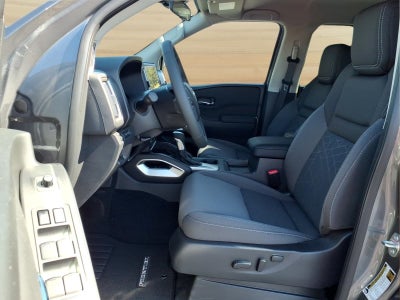2027 Nissan Frontier SV