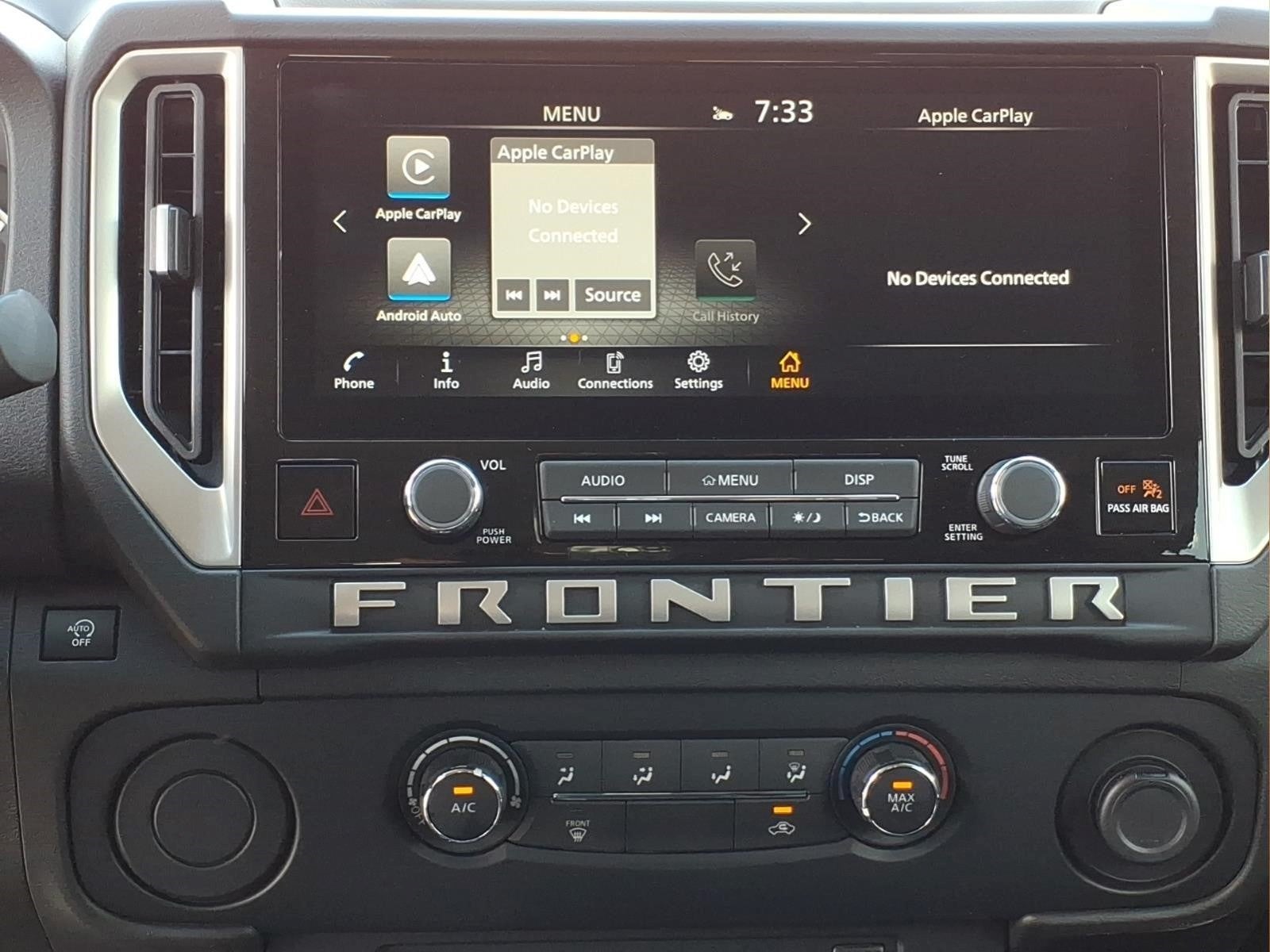 2026 Nissan Frontier SV