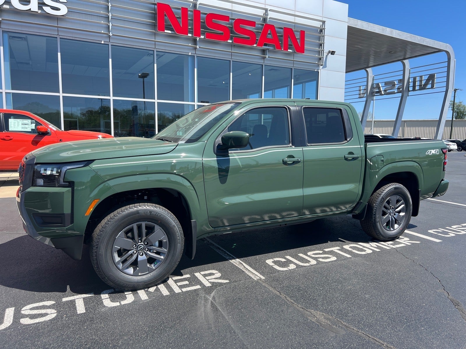 2026 Nissan Frontier SV