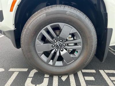 2025 Nissan Frontier SV