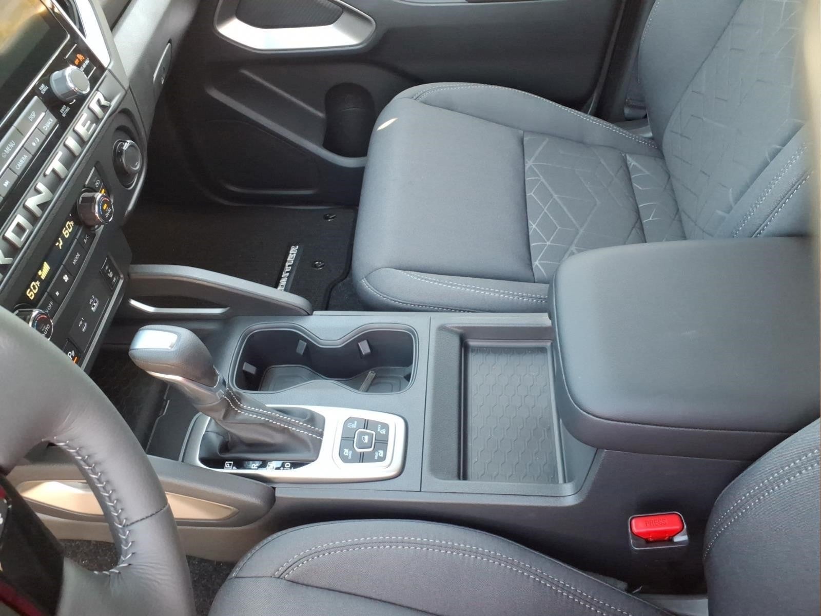 2027 Nissan Frontier SV