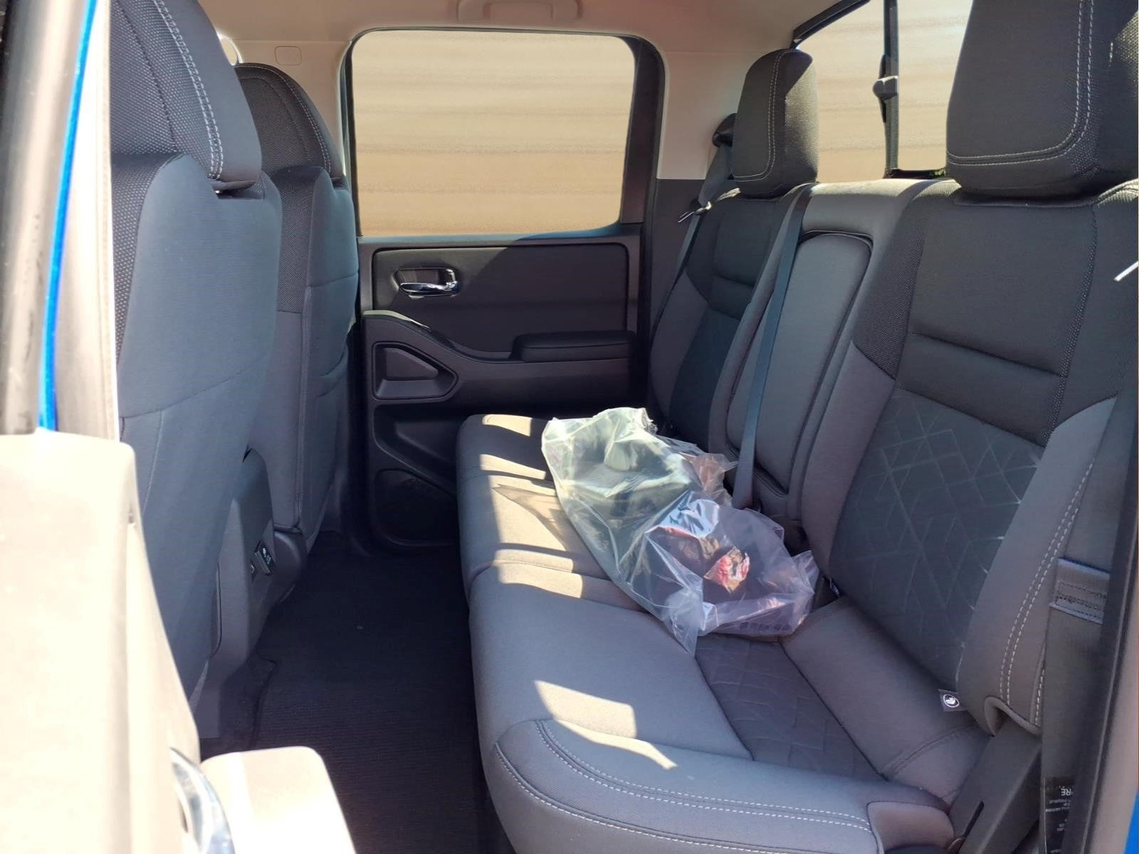 2027 Nissan Frontier SV
