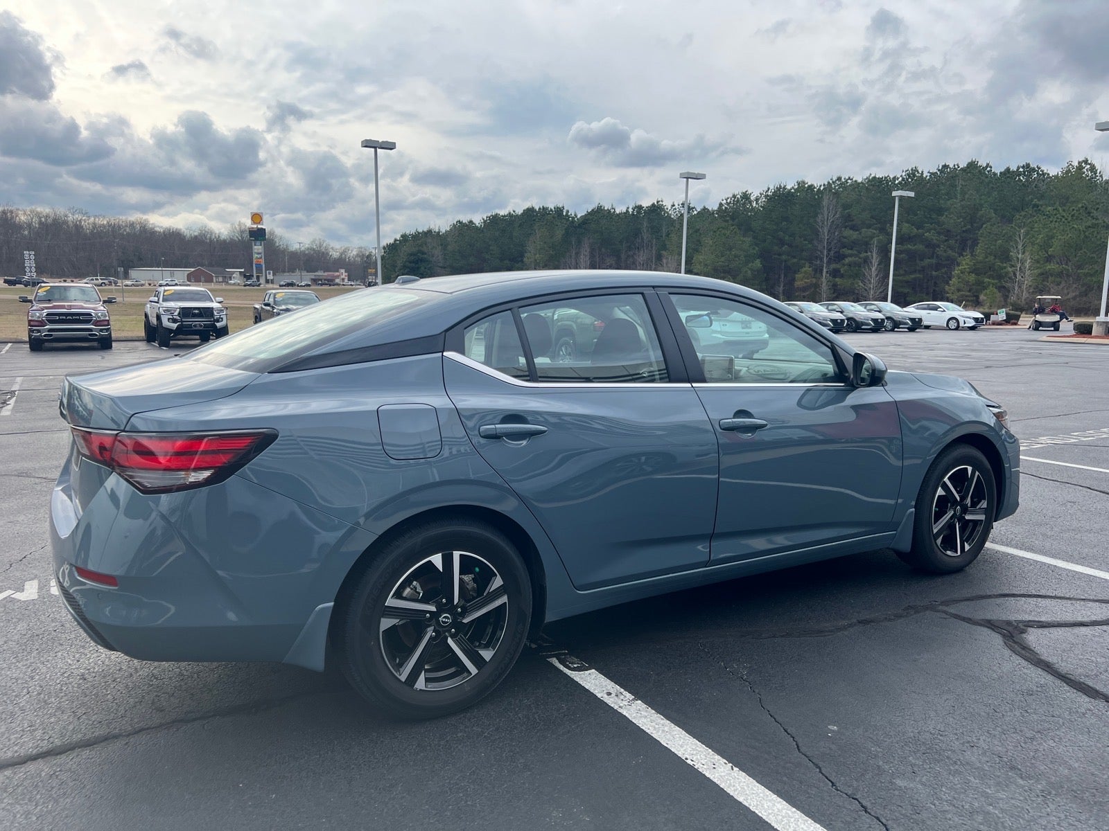 2025 Nissan Sentra SV