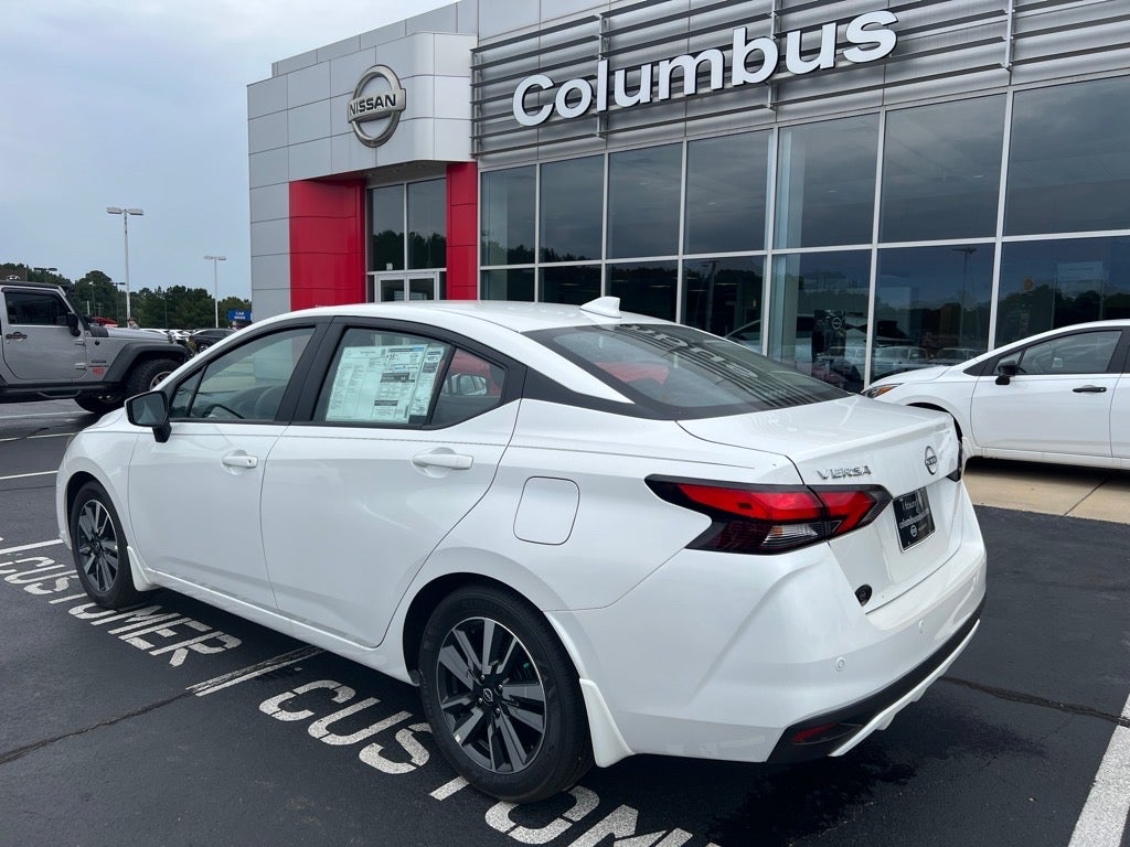2025 Nissan Versa SV