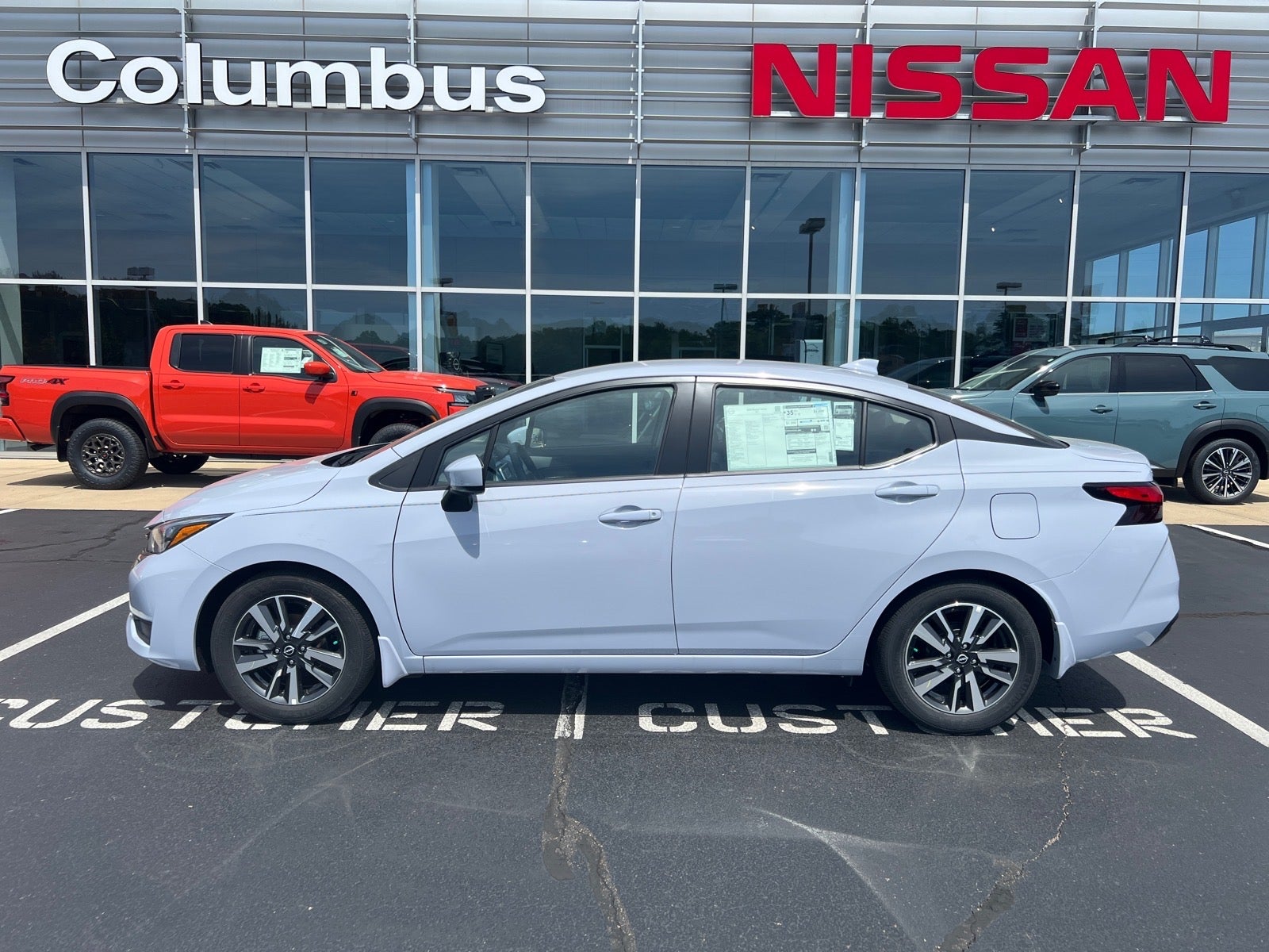 2025 Nissan Versa SV