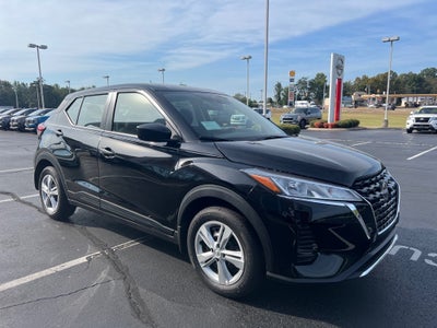 2025 Nissan Kicks Play S