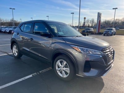 2025 Nissan Kicks Play S