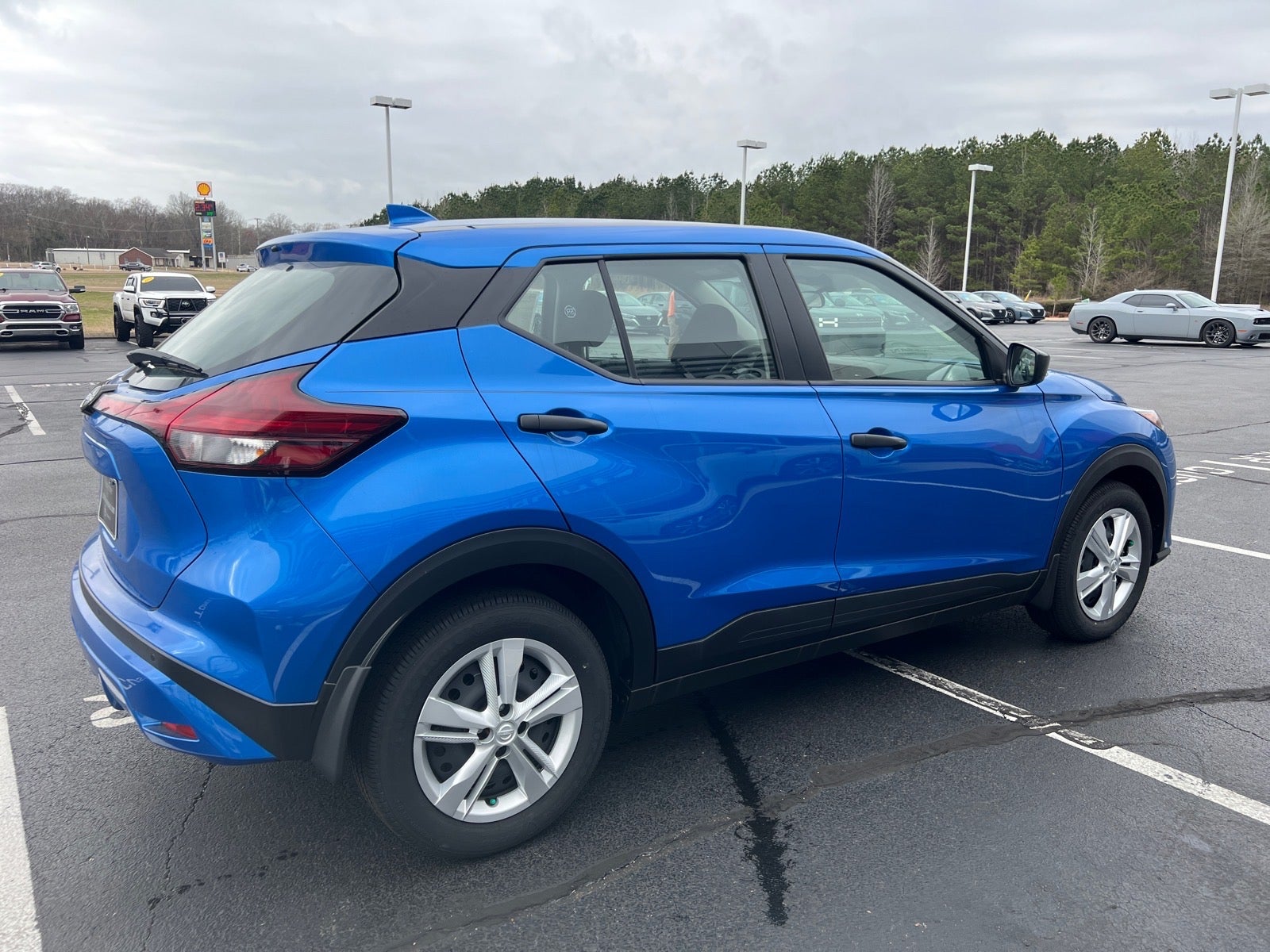 2025 Nissan Kicks Play S