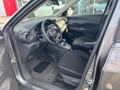 2025 Nissan Kicks Play S