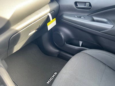 2025 Nissan Kicks Play S
