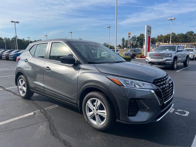 2025 Nissan Kicks Play S