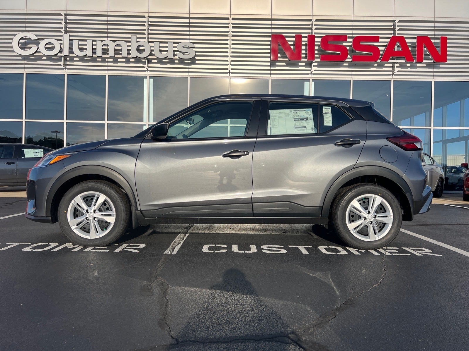2025 Nissan Kicks Play S