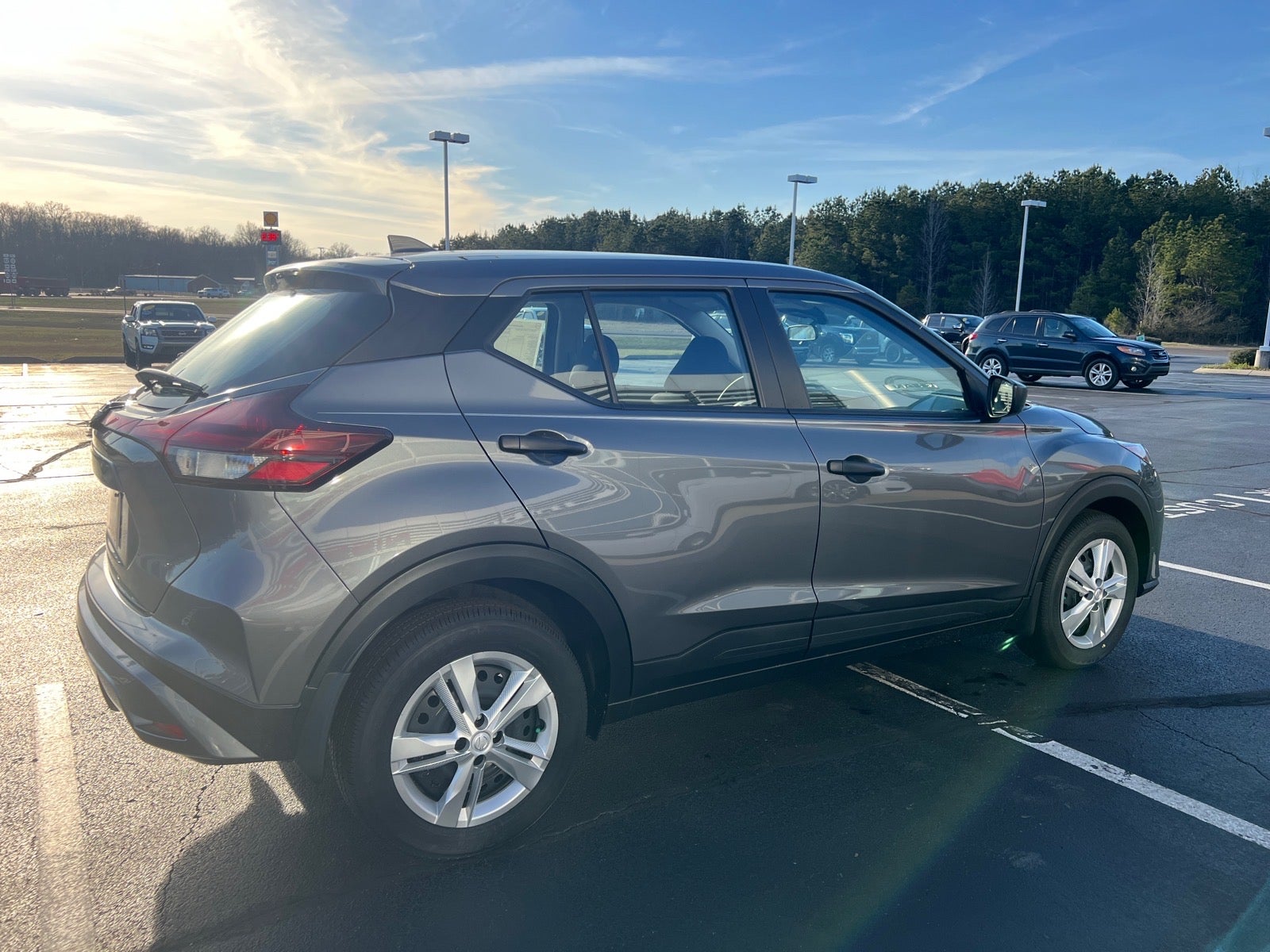 2025 Nissan Kicks Play S