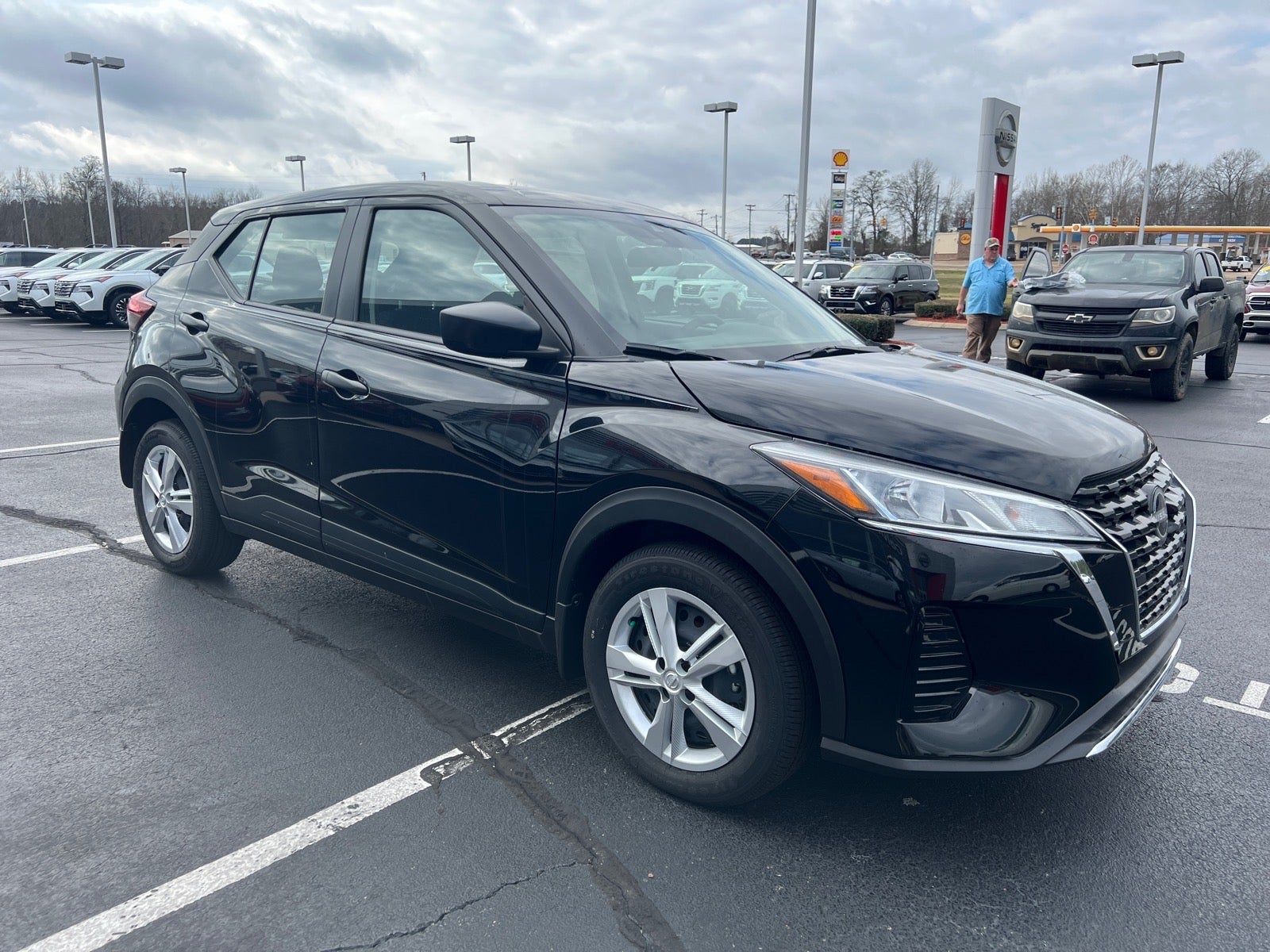 2025 Nissan Kicks Play S