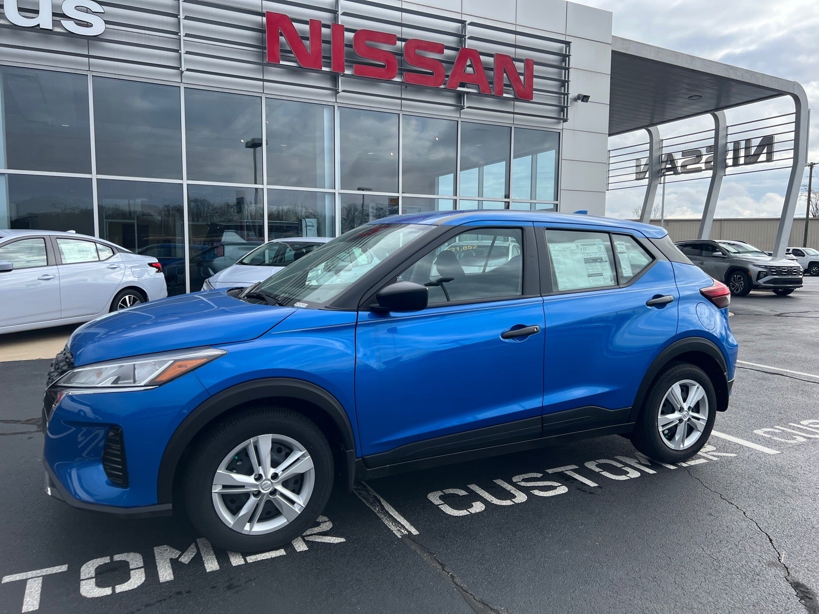 2025 Nissan Kicks Play S