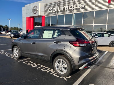 2025 Nissan Kicks Play S