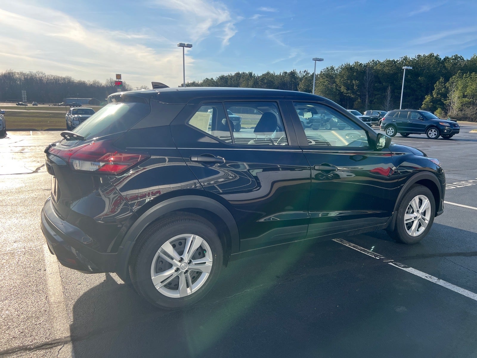 2025 Nissan Kicks Play S