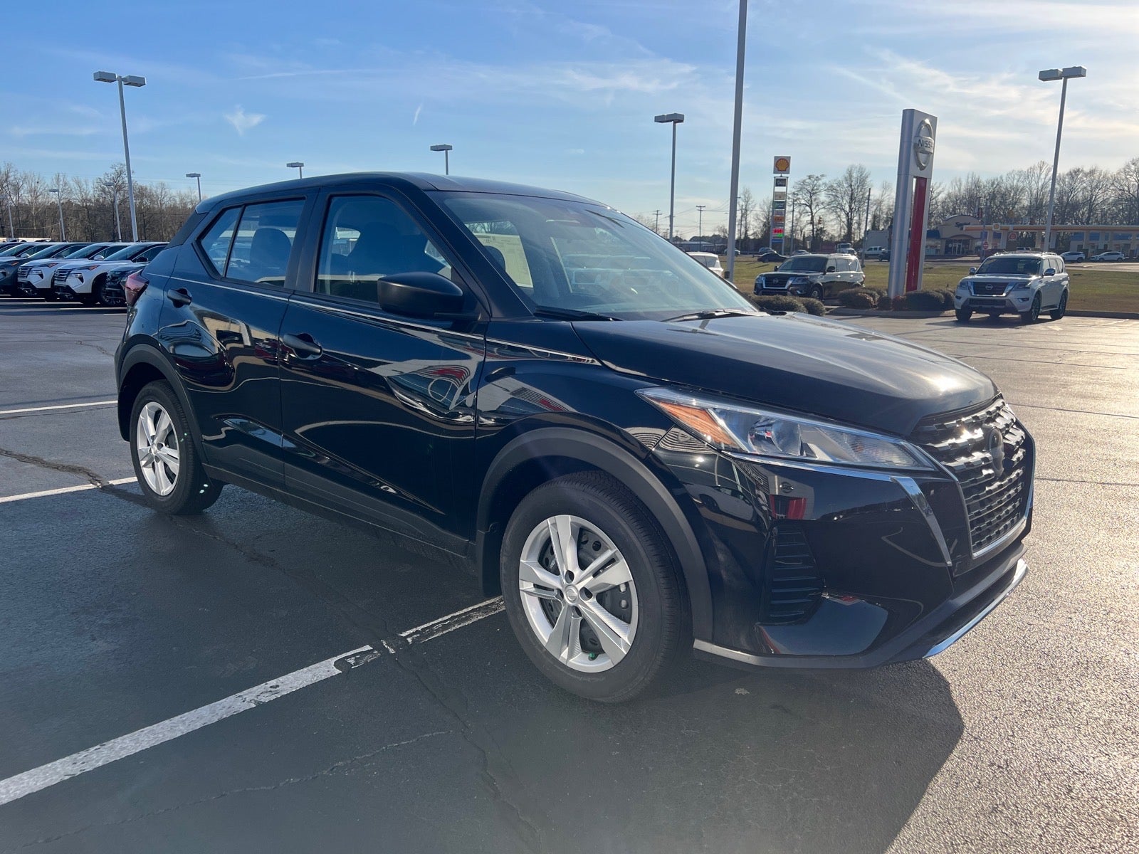 2025 Nissan Kicks Play S