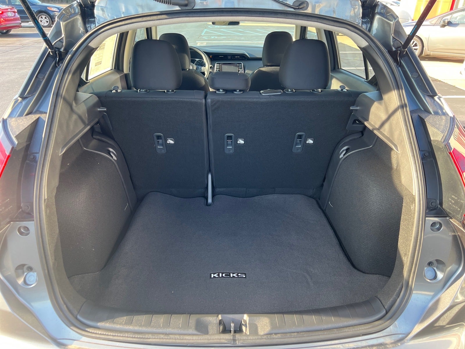 2025 Nissan Kicks Play S