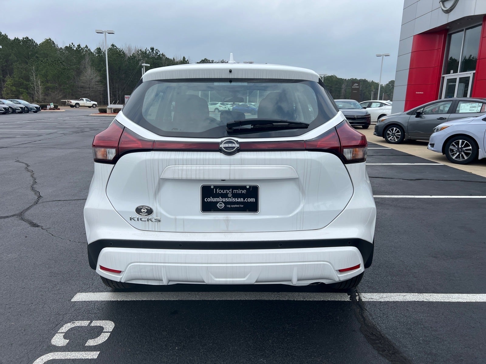 2025 Nissan Kicks Play S