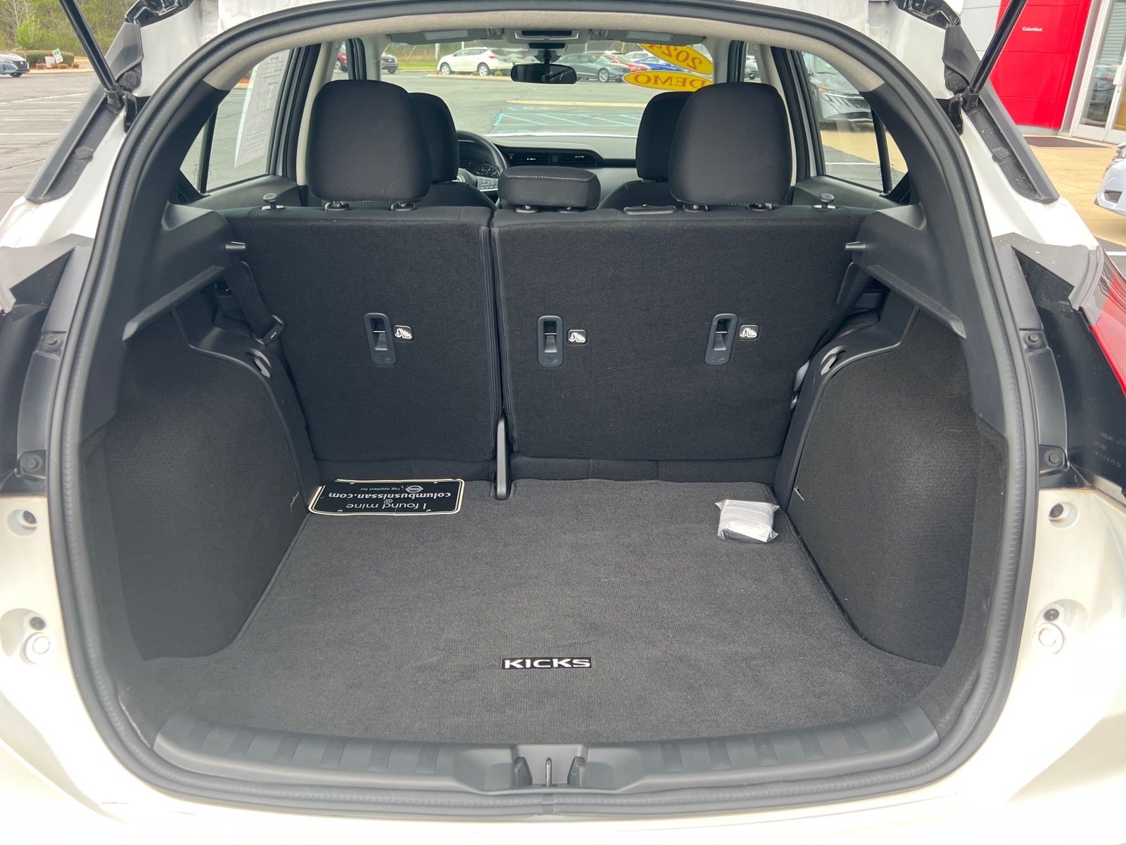 2024 Nissan Kicks SV