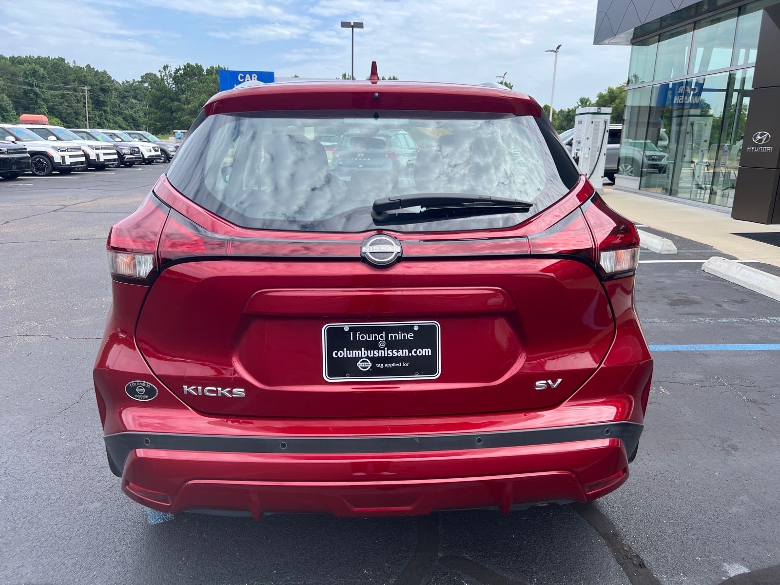 2023 Nissan Kicks SV