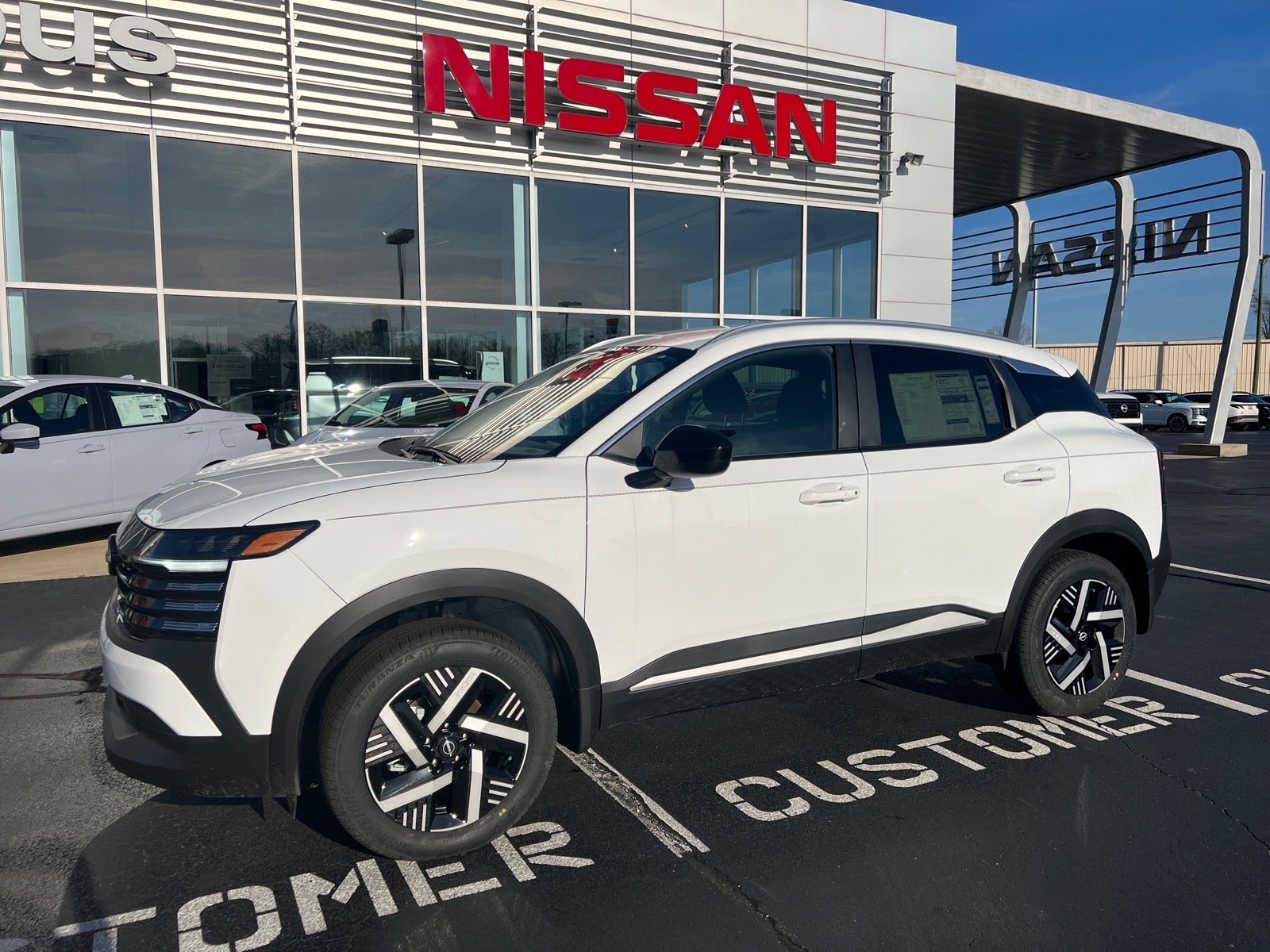 2026 Nissan Kicks SV