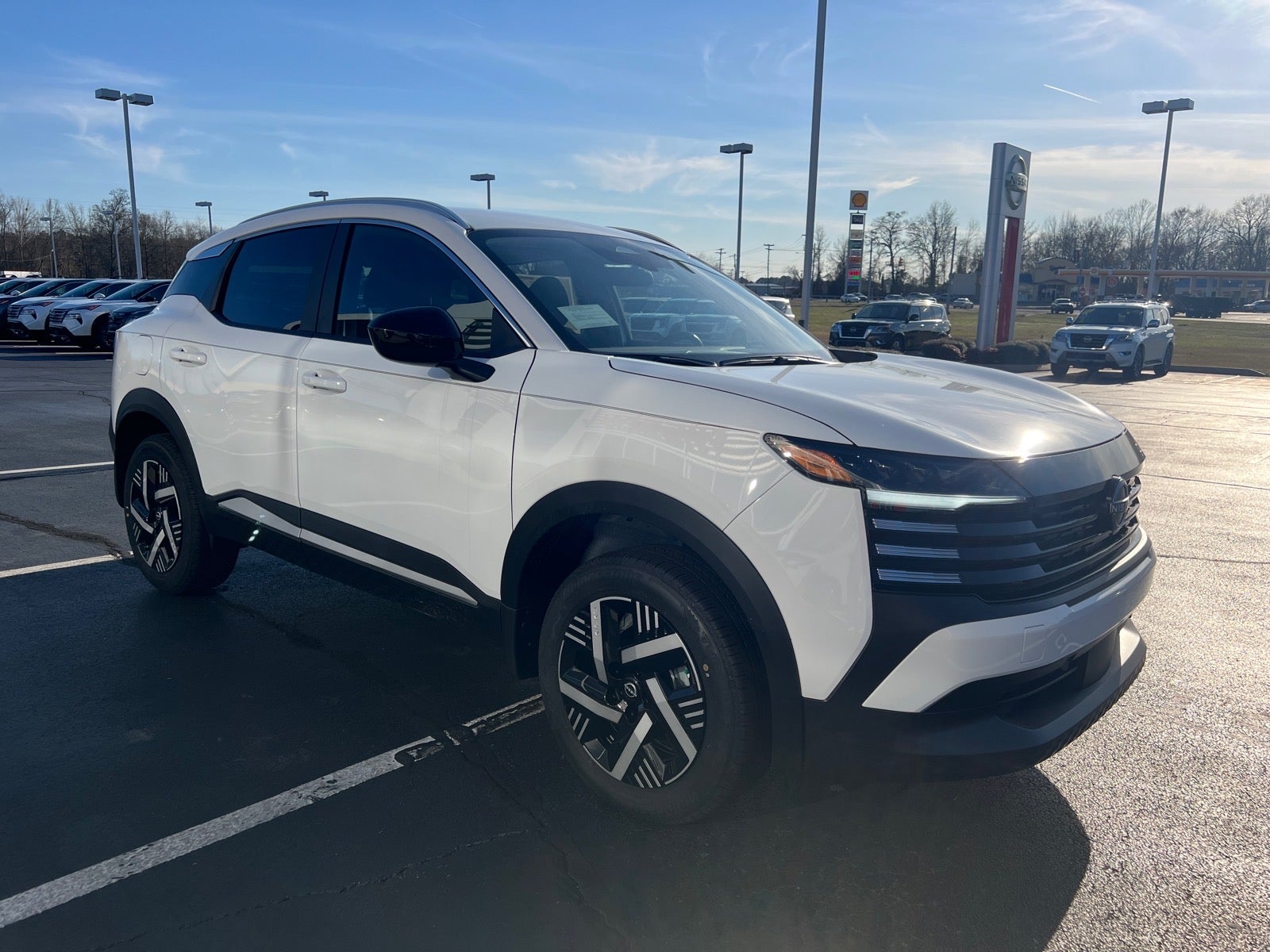 2026 Nissan Kicks SV