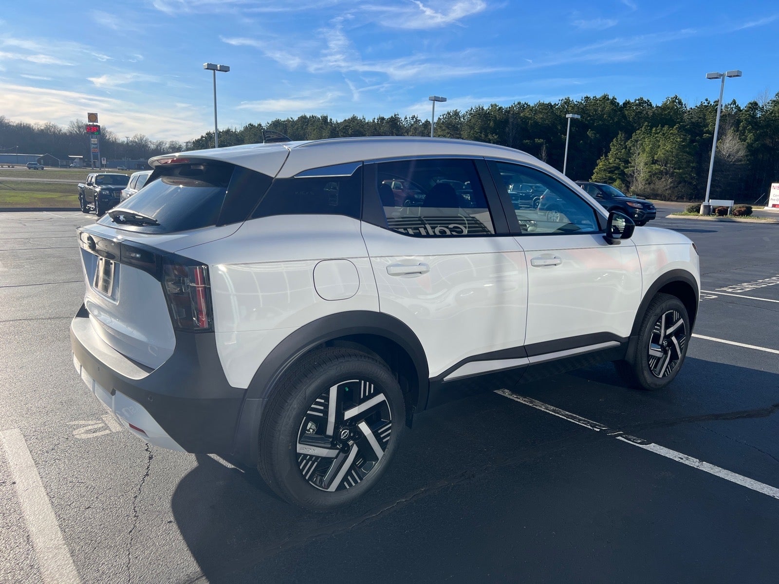 2026 Nissan Kicks SV